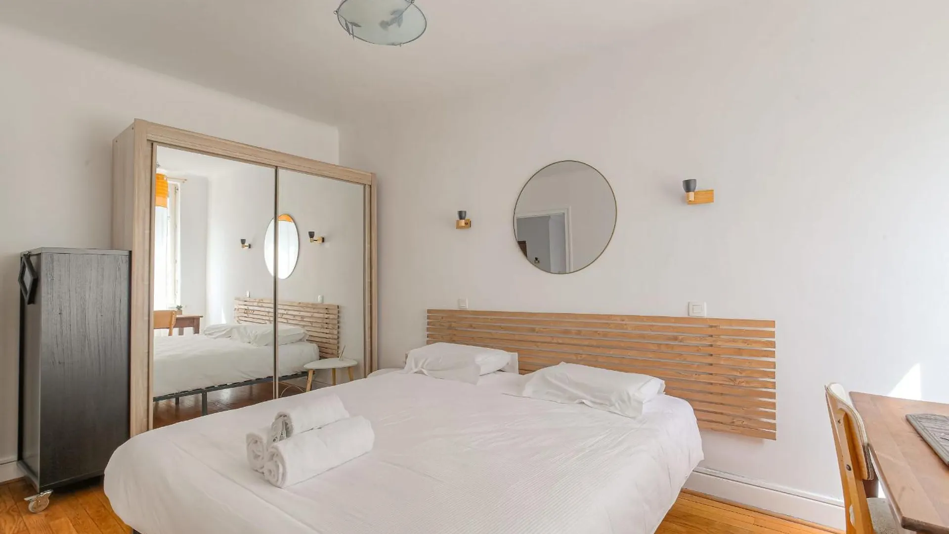 Chaleureux Et Cosy Avec Garage Prive Apartment Villeurbanne France