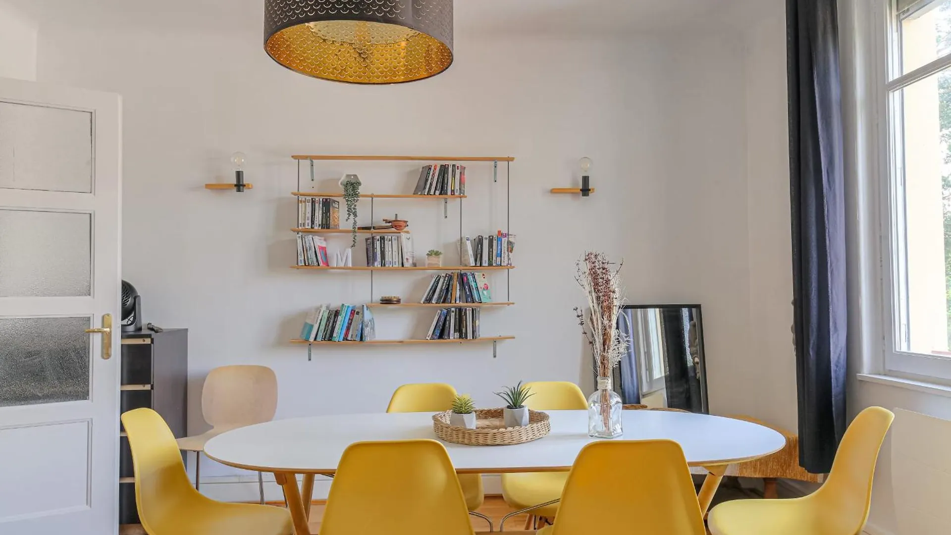 Chaleureux Et Cosy Avec Garage Prive Apartment Villeurbanne